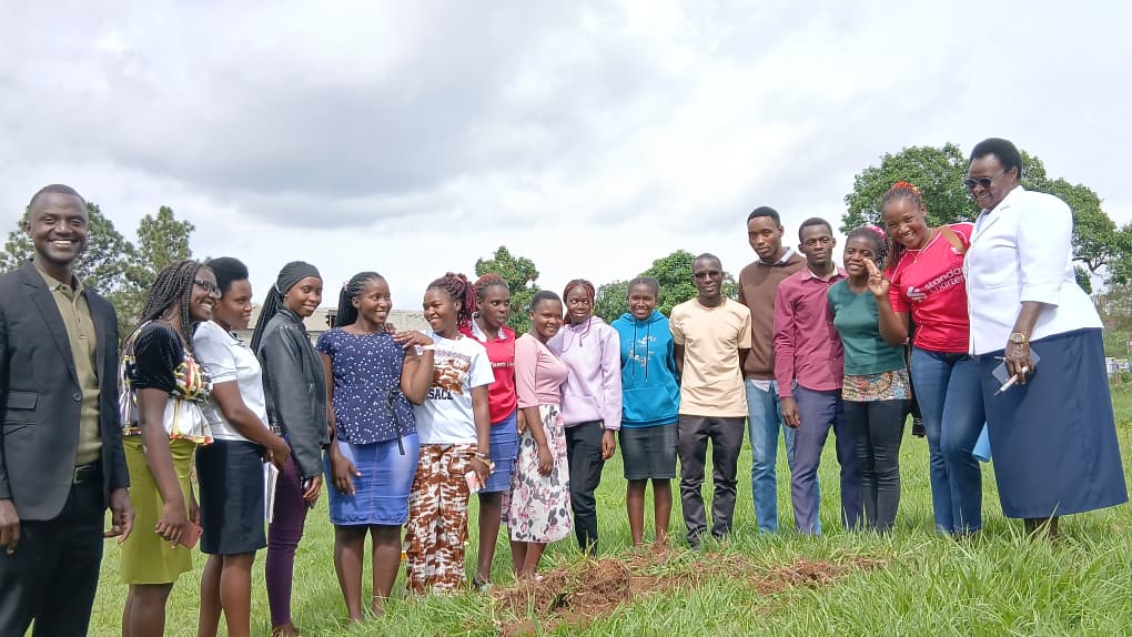 Hands in the Soil: USJM Students Champion a Greener Tomorrow